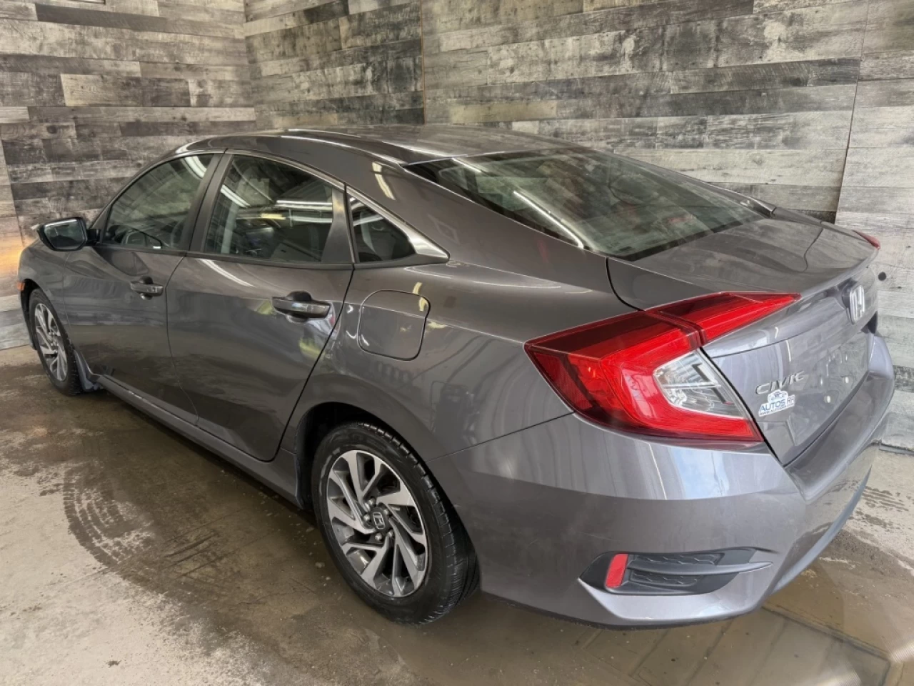 2016 Honda Civic Sedan EX AUTO TOIT CAM BLUETOOTH **APPROUVÉE 99,9%** Image principale