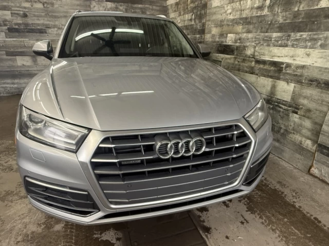 Audi Q5 Progressiv AWD TOIT PANO NAV **APPROUVÉ À 99.9%** 2018