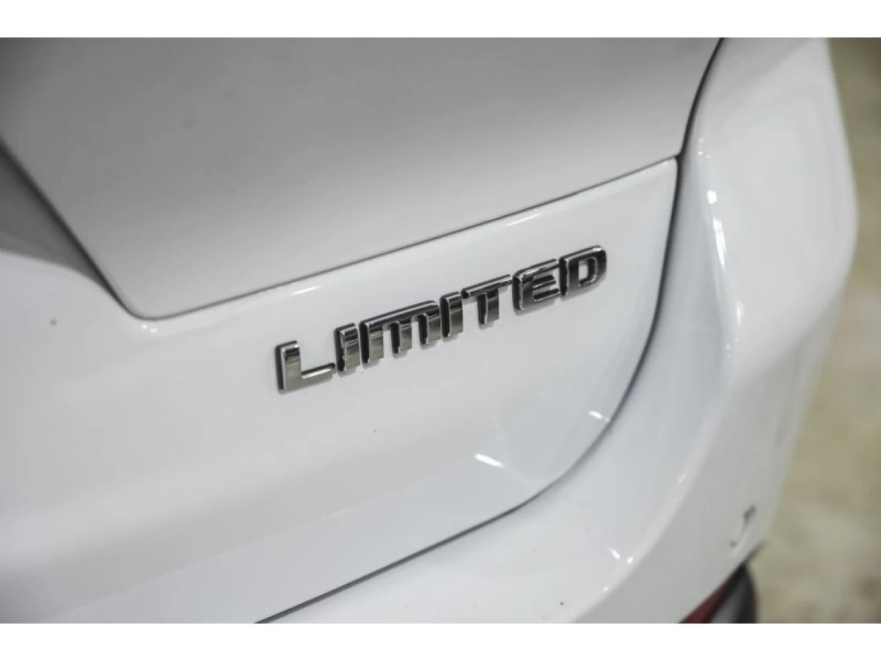 2023 Jeep Grand Cherokee L Limited 4x4 LUXURY TECH GROUP Image principale