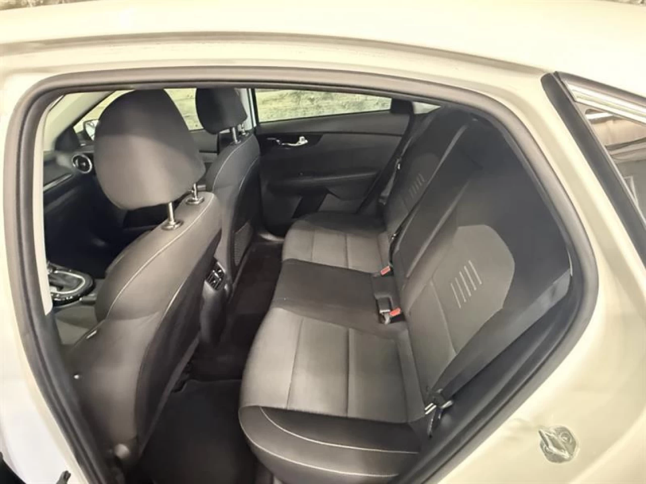 2021 Kia Forte EX Image principale