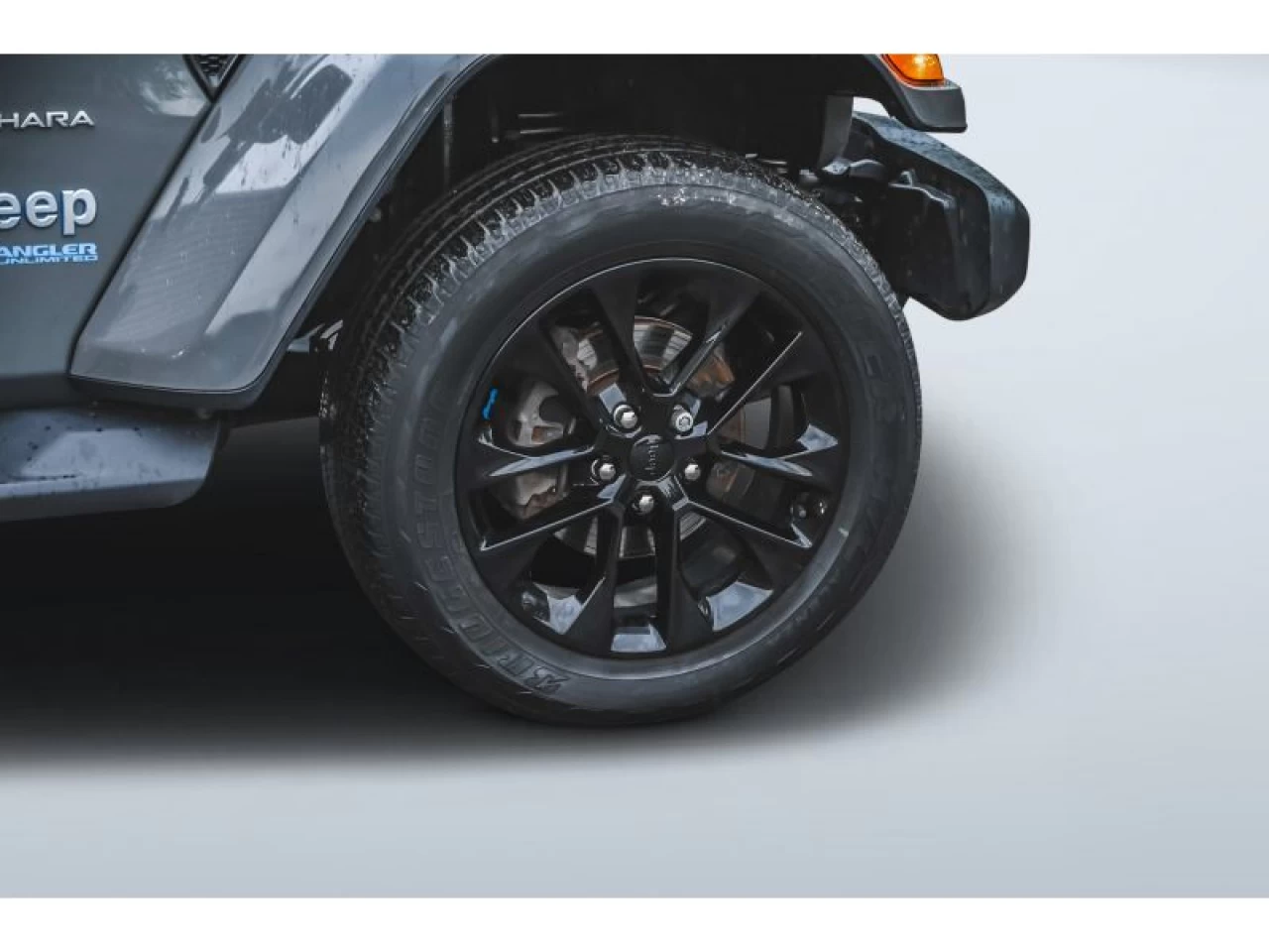 2022 Jeep Wrangler 4xe Unlimited Sahara 4x4 hybride Image principale