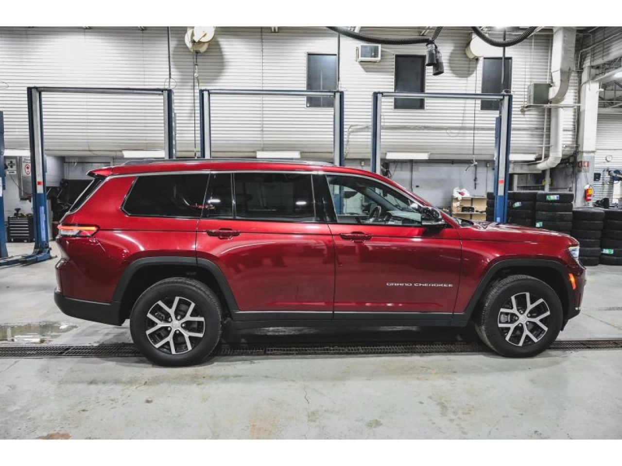 2023 Jeep Grand Cherokee L Limited 4x4 Image principale