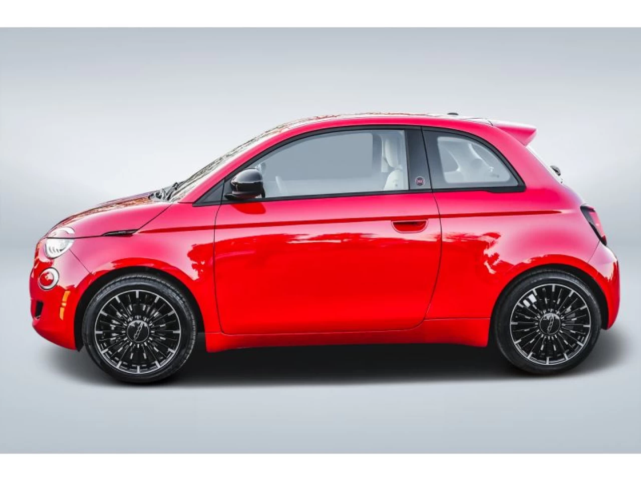 2026 Fiat 500E Pop FWD EV TOUT RABAIS INCLUS (PAVE + ROULEZ VERT) Main Image
