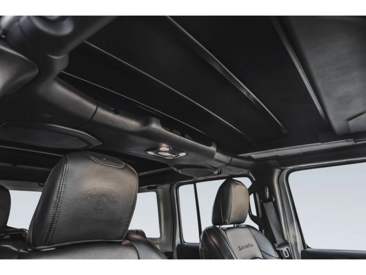 2022 Jeep Wrangler 4XE Unlimited Sahara TOIT SKY ONE-TOUCH Image principale