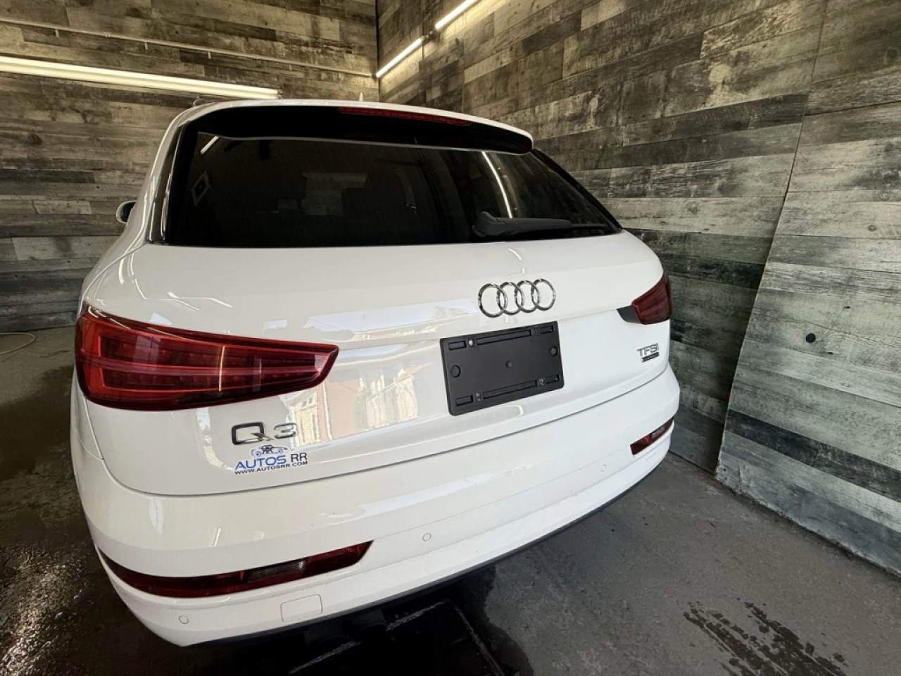 2018 Audi Q3 Progressiv AWD CUIR NAV TOIT PANO **APPROUVÉ À 99. Image principale