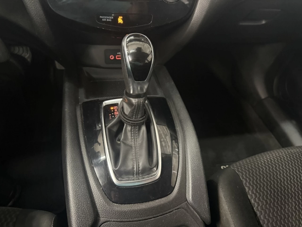 2022 Nissan Qashqai S S,CHAUFFANT BLUETOOTH **APPROUVÉE 99,9%** Main Image