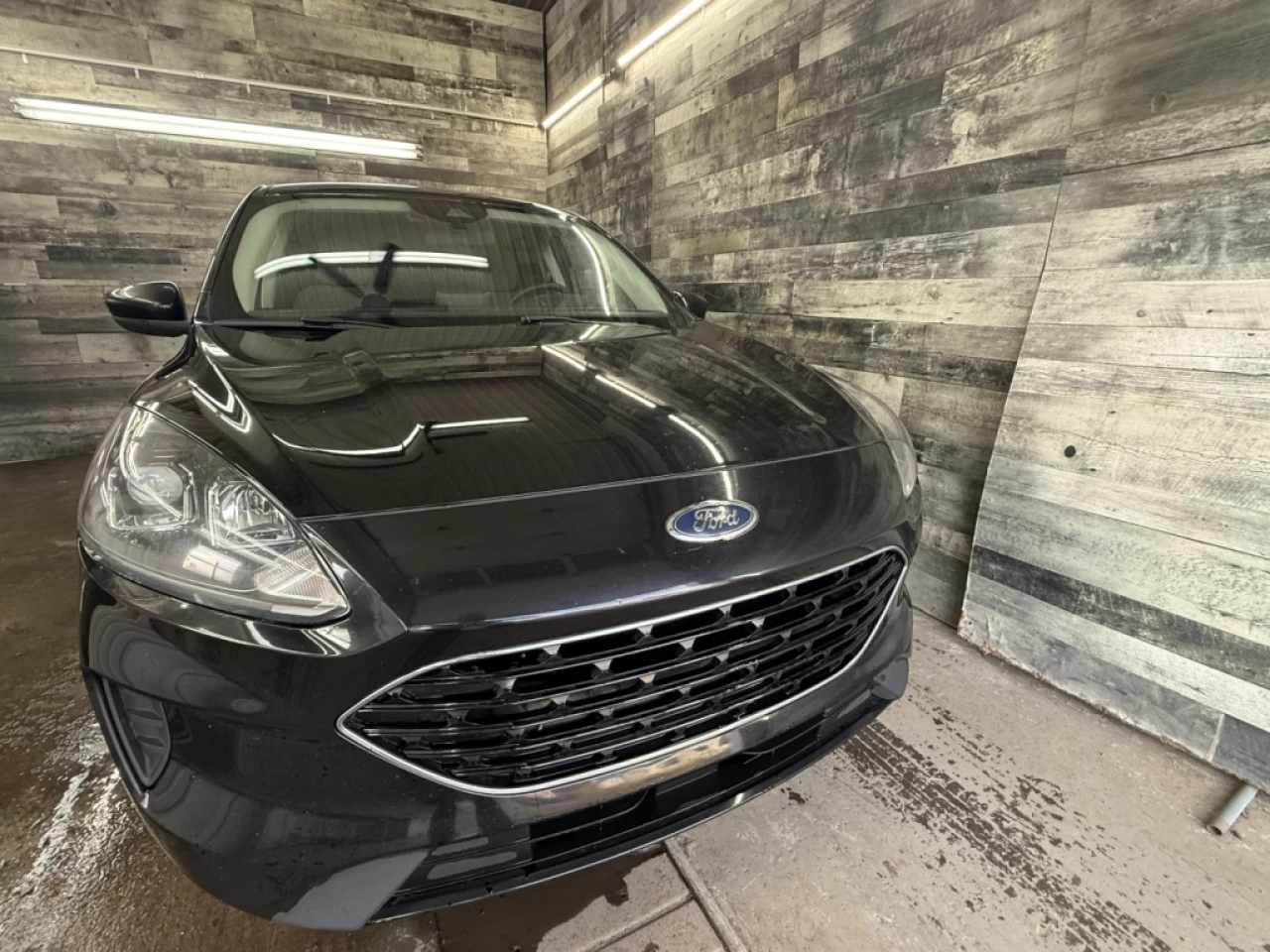 2021 Ford Escape SE AWD APPLE CAR PLAY BLUETHOOT **APPROUVÉE 99,9%* Image principale