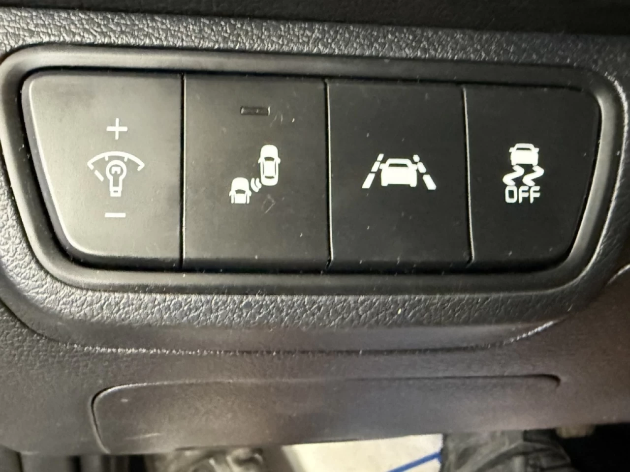 2020 Kia Forte EX AUTO CAM DE RECUL BLUETOOTH **APPROUVÉ À 99.9%* Image principale