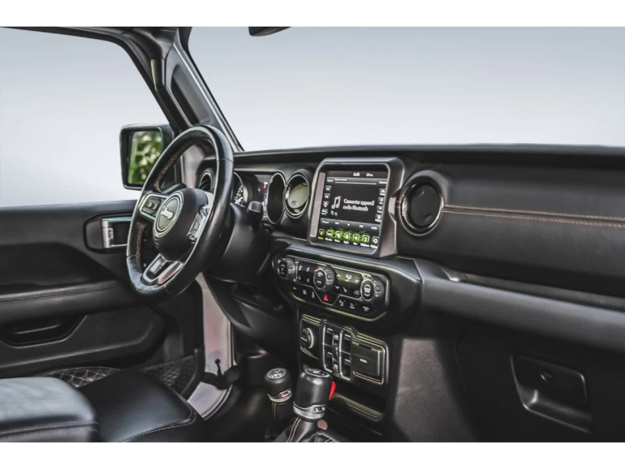 2022 Jeep Wrangler 4XE Unlimited High Altitude 4x4 Image principale