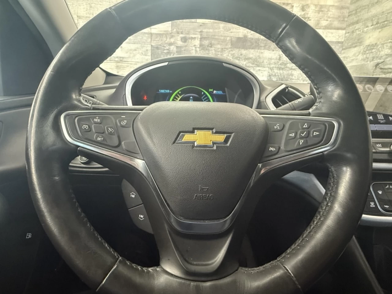 2018 Chevrolet Volt LT AUTO BLUETOOTH **APPROUVÉ À 99.9%** Image principale