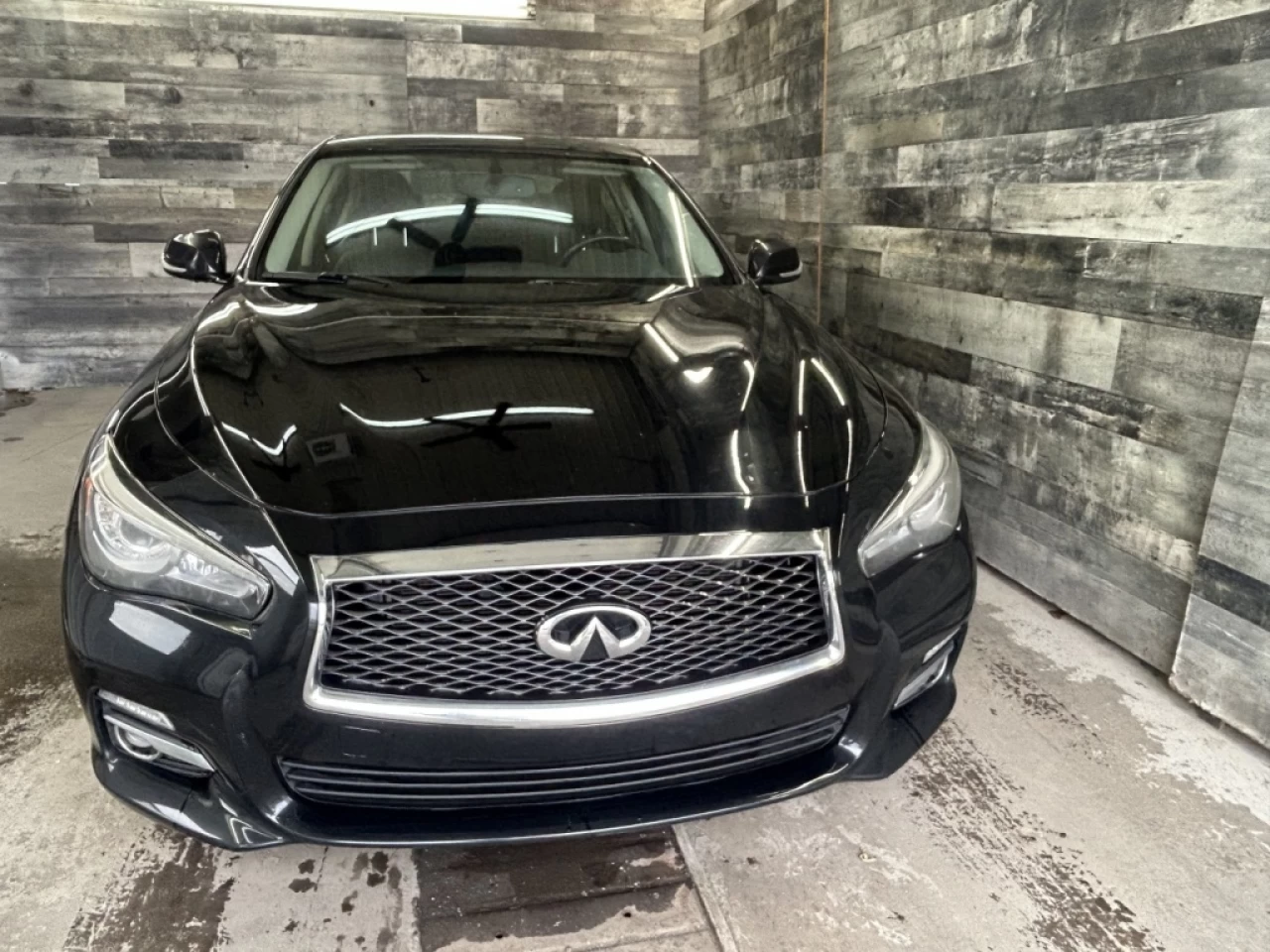2015 Infiniti Q50 AWD CUIR TOIT MAGS **APPROUVÉ À 99.9%** Image principale