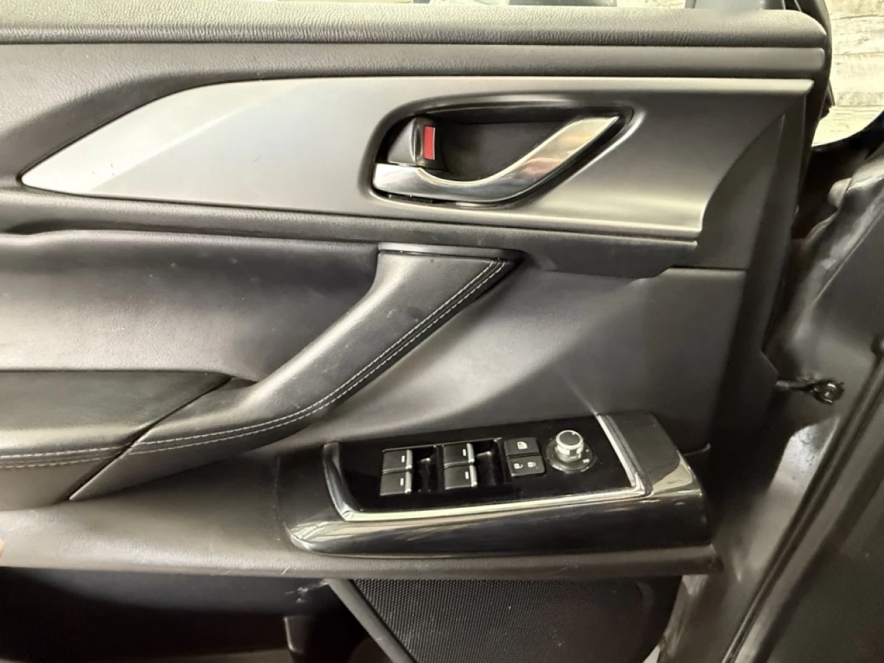 2017 Mazda CX-9 GS-L  AWD TOIT NAV CUIR **APPROUVÉ À 99.9%** Main Image