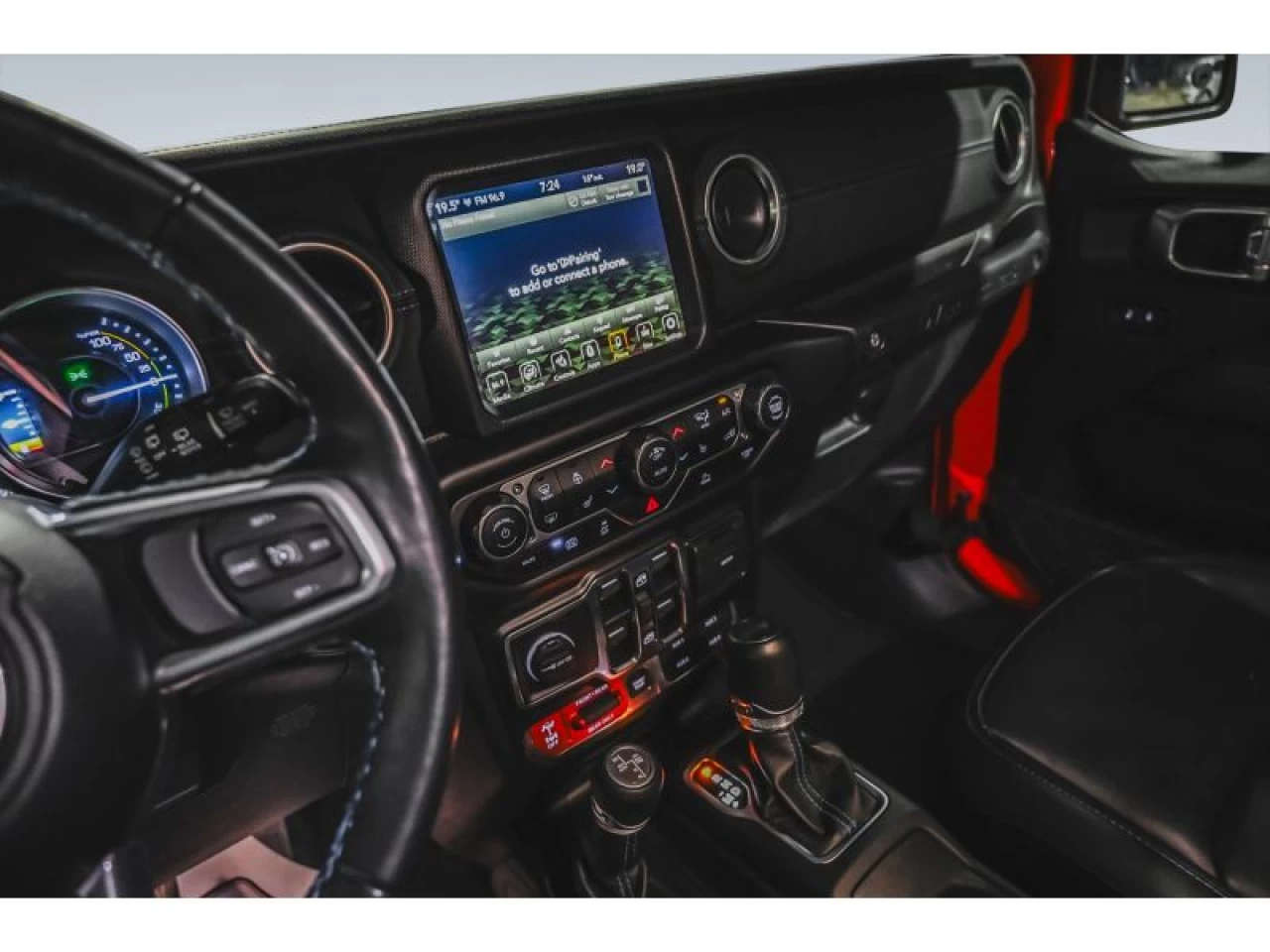 2022 Jeep Wrangler 4XE Unlimited Rubicon 4x4 2 TOITS Main Image