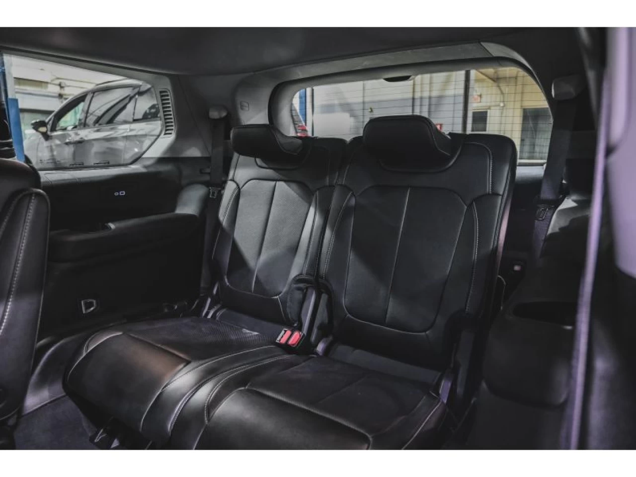 2023 Jeep Grand Cherokee L Limited 4x4 LUXURY TECH GROUP Image principale