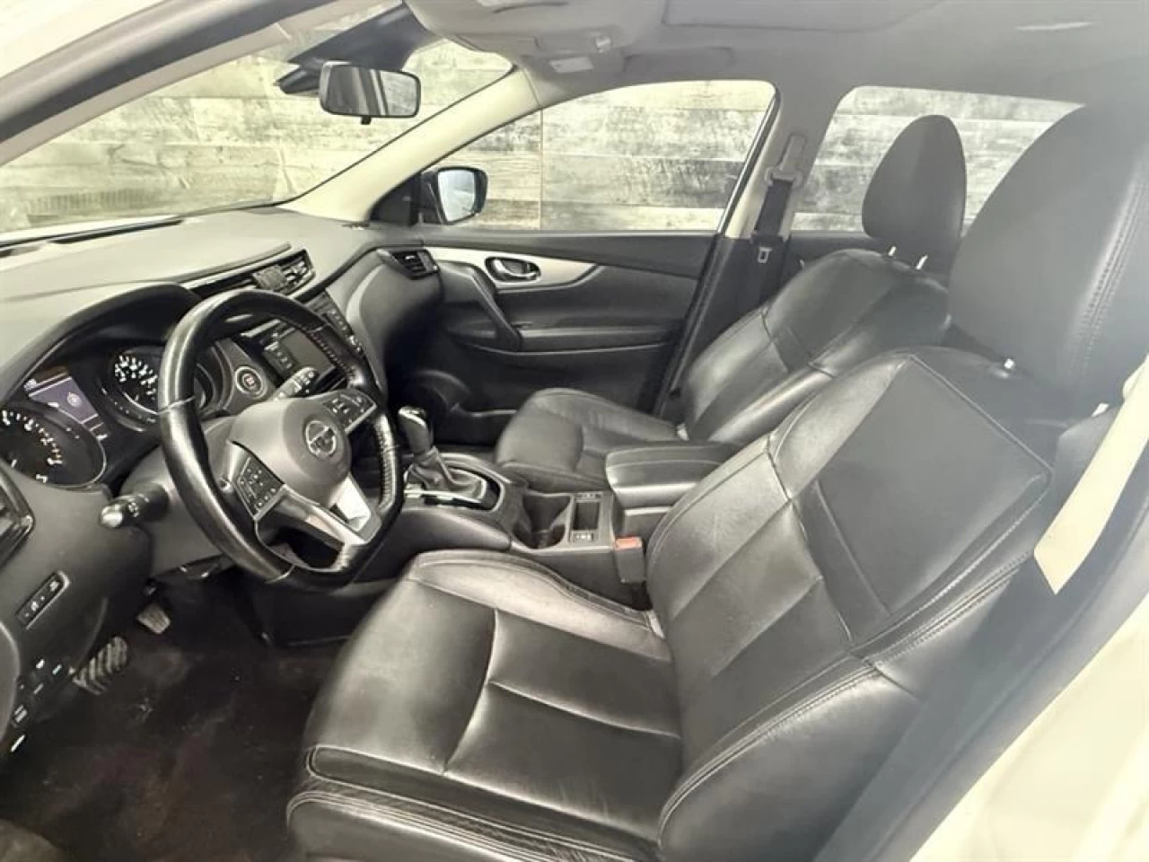 2020 Nissan Qashqai SL AWD CUIR TOIT NAV **APPROUVÉ À 99.9%** Image principale