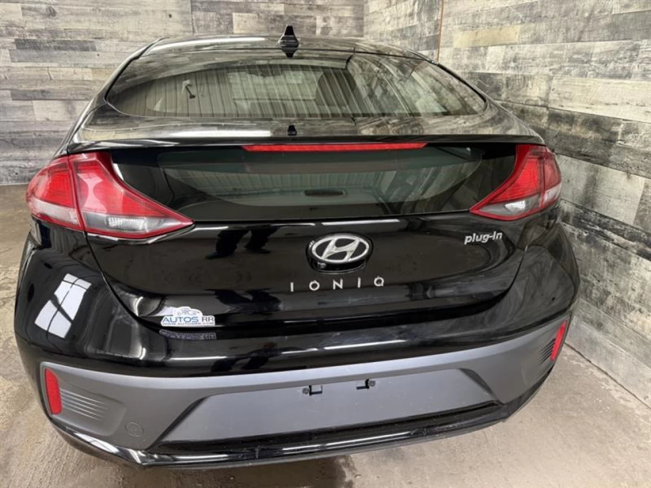 2020 Hyundai Ioniq hybride rechargeable PrivilÉgiÉ HYBRID PLUG-IN NAV ** APPROUVÉ À 99.9% Image principale