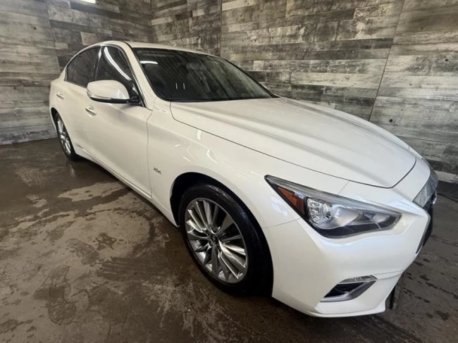 Infiniti Q50 - 2018