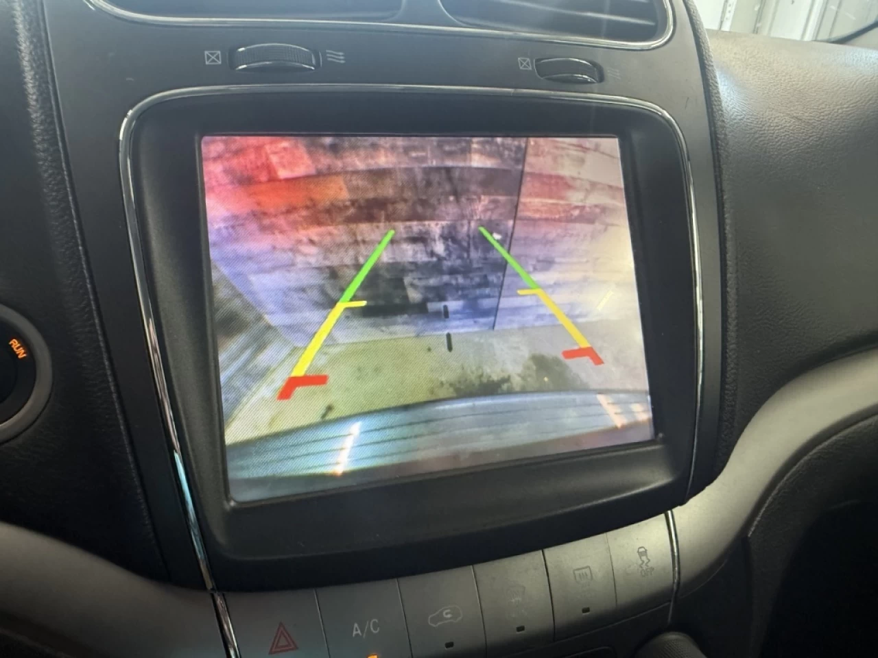 2017 Dodge Journey Crossroad AWD 7 PASS CUIR TOIT **APPROUVÉ À 99.9%* Image principale