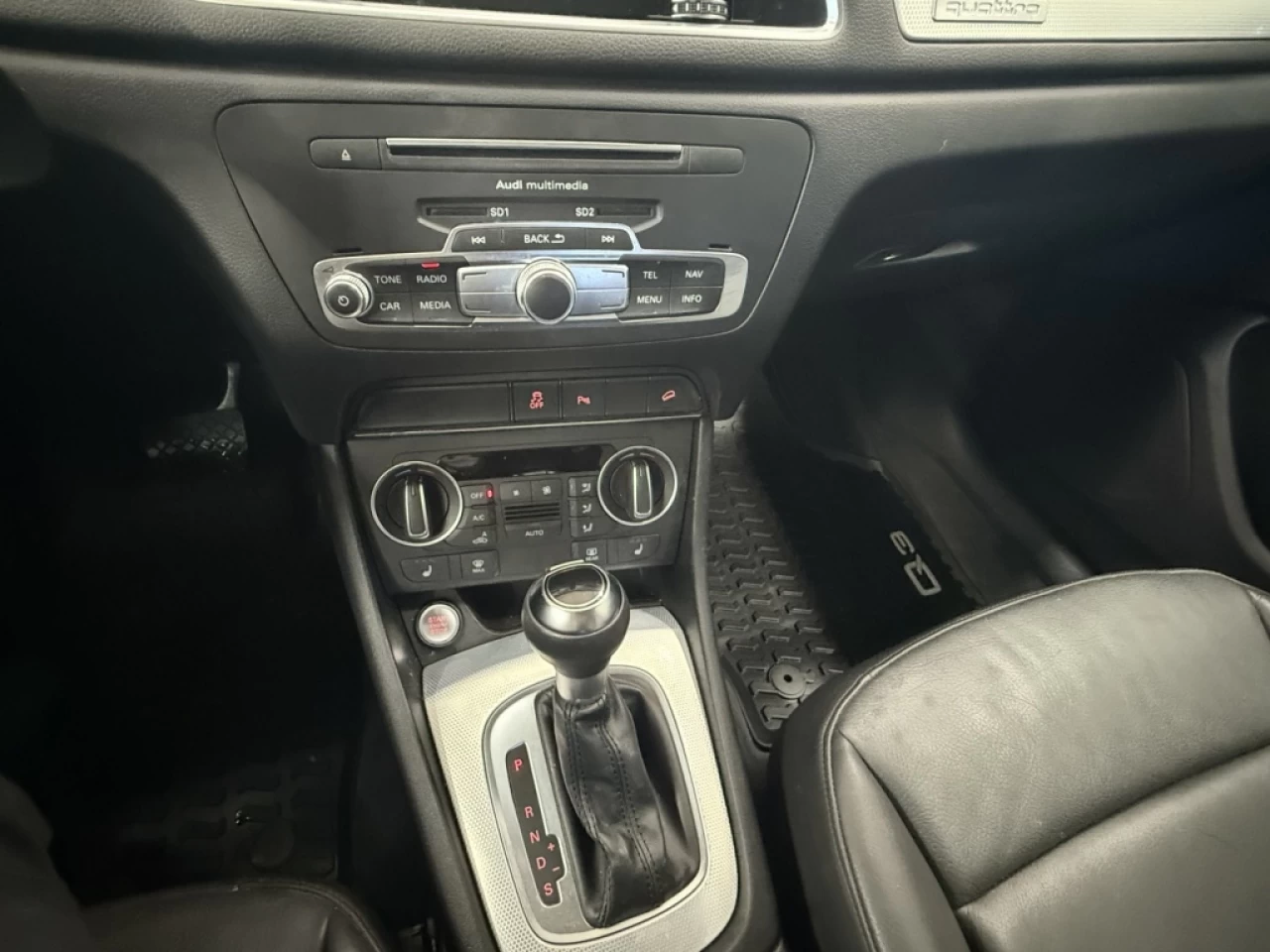 2018 Audi Q3 Progressiv AWD CUIR NAV TOIT PANO **APPROUVÉ À 99. Image principale