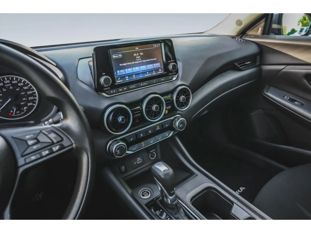 2024 Nissan Sentra S Plus Image principale