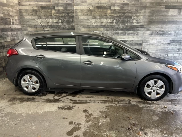 Kia Forte LX+ BLUETOOTH CAM DE RECUL S. CHAUFFANT **APPROUVÉ 2017