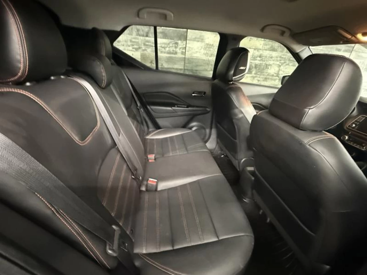 2019 Nissan Kicks SR CUIR ** APPROUVÉ À 99.9% ** Image principale