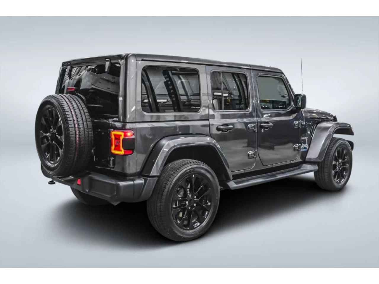 2021 Jeep Wrangler 4XE Unlimited Sahara 4x4 Image principale