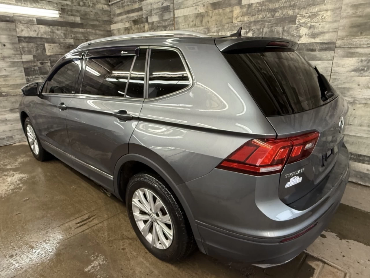 2021 Volkswagen Tiguan United AWD Toit Bluetooth **approuvÉe 99,9%** Image principale