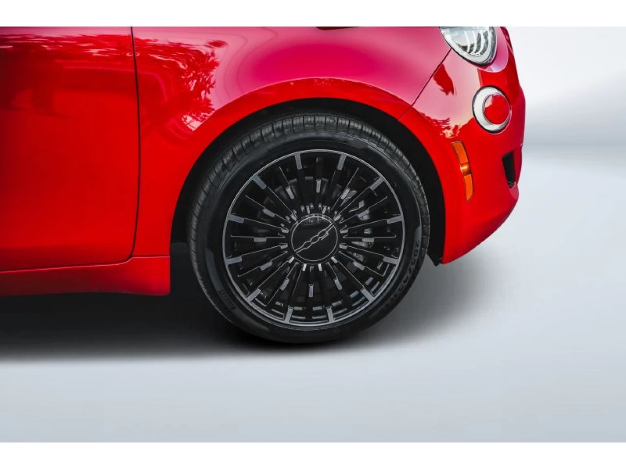 2026 Fiat 500E Pop FWD EV TOUT RABAIS INCLUS (PAVE + ROULEZ VERT) Main Image