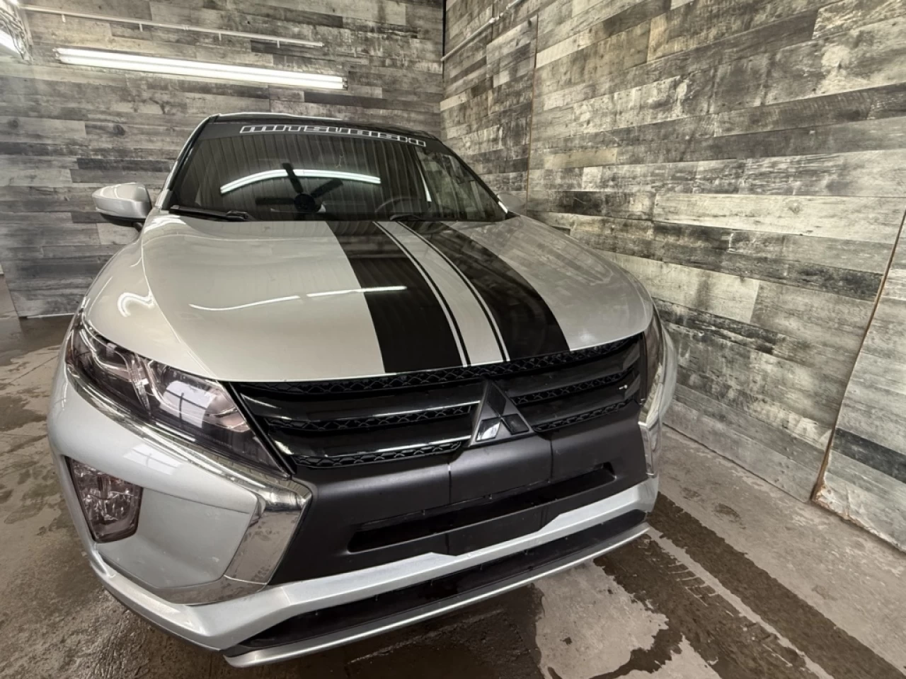 2020 Mitsubishi Eclipse Cross ES Main Image