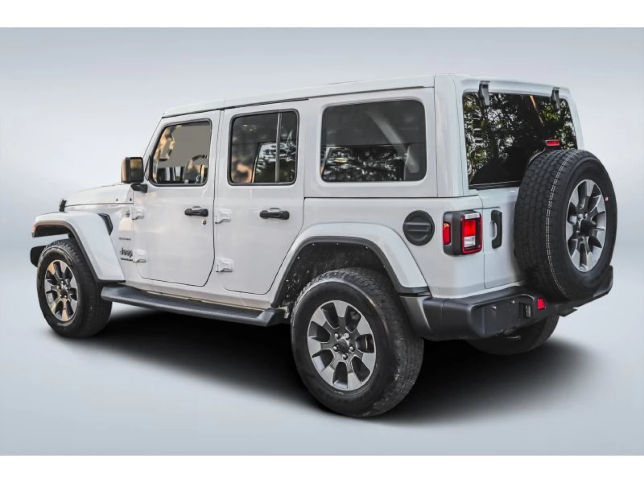 2023 Jeep Wrangler Sahara 4 Door 4x4 V6 GROUPE TEMPS FROID Image principale