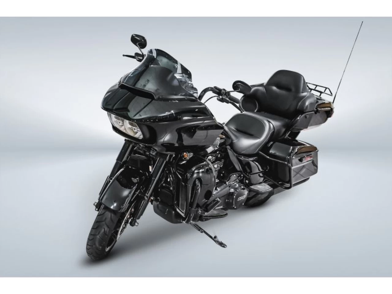 2024 Harley-Davidson Road Glide Limited HARLEY DAVIDSON ROAD GLIDE LIMITED ONYX EDITION Image principale