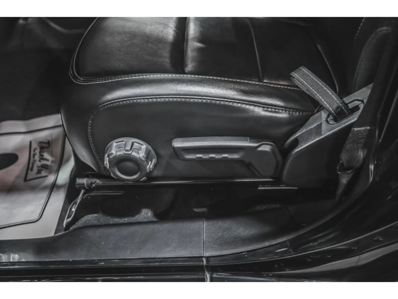 2022 Jeep Wrangler 4XE Unlimited Sahara 4x4 CUIR 2 TOITS Image principale