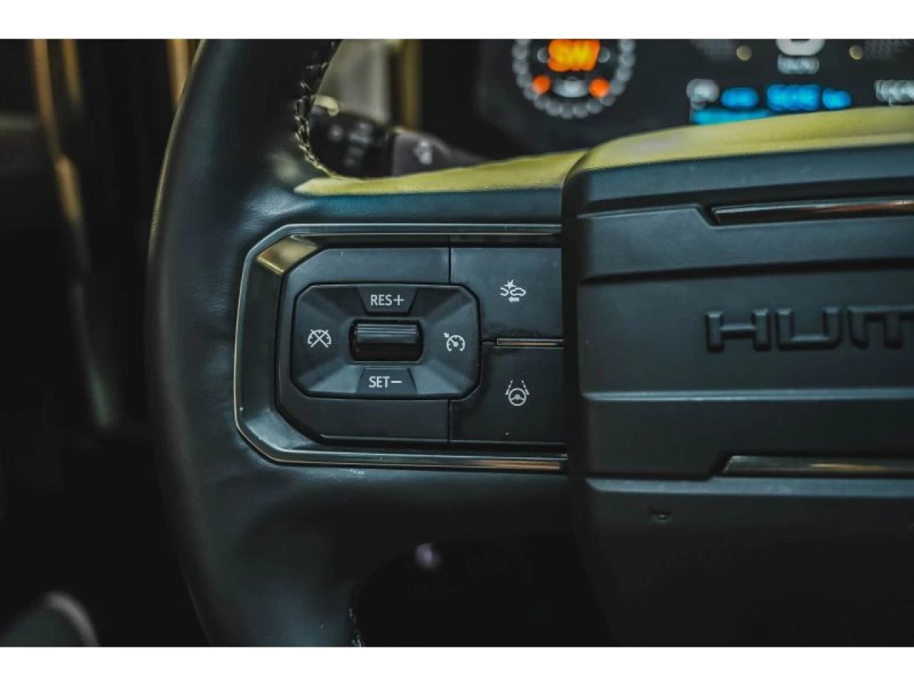 2024 GMC HUMMER EV SUV e4WD 4dr 3X Image principale