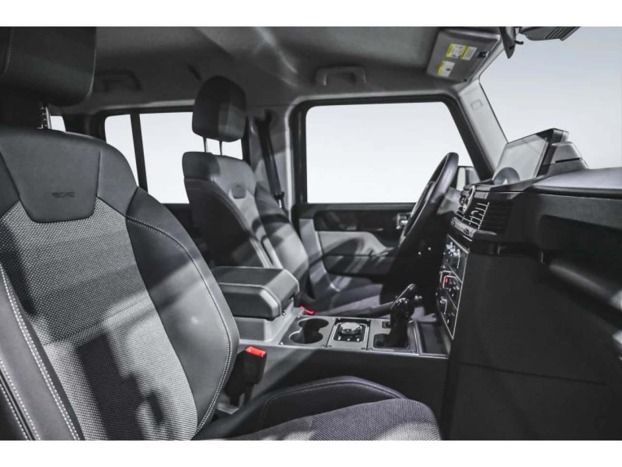 2024 INEOS Grenadier 4x4 SMOOTH PACK Image principale