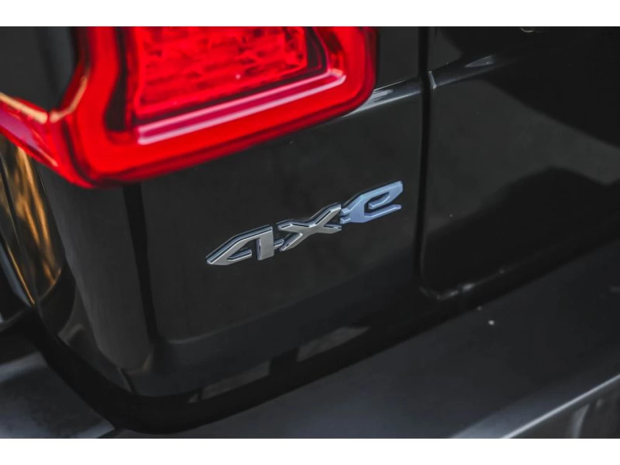 2023 Jeep Wrangler 4XE Sahara 4 Door 4x4 Image principale