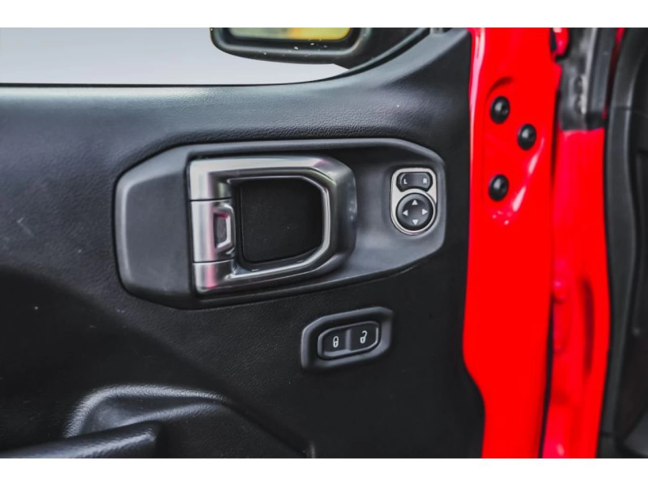 2023 Jeep Gladiator Willys 4X4 V6 Main Image
