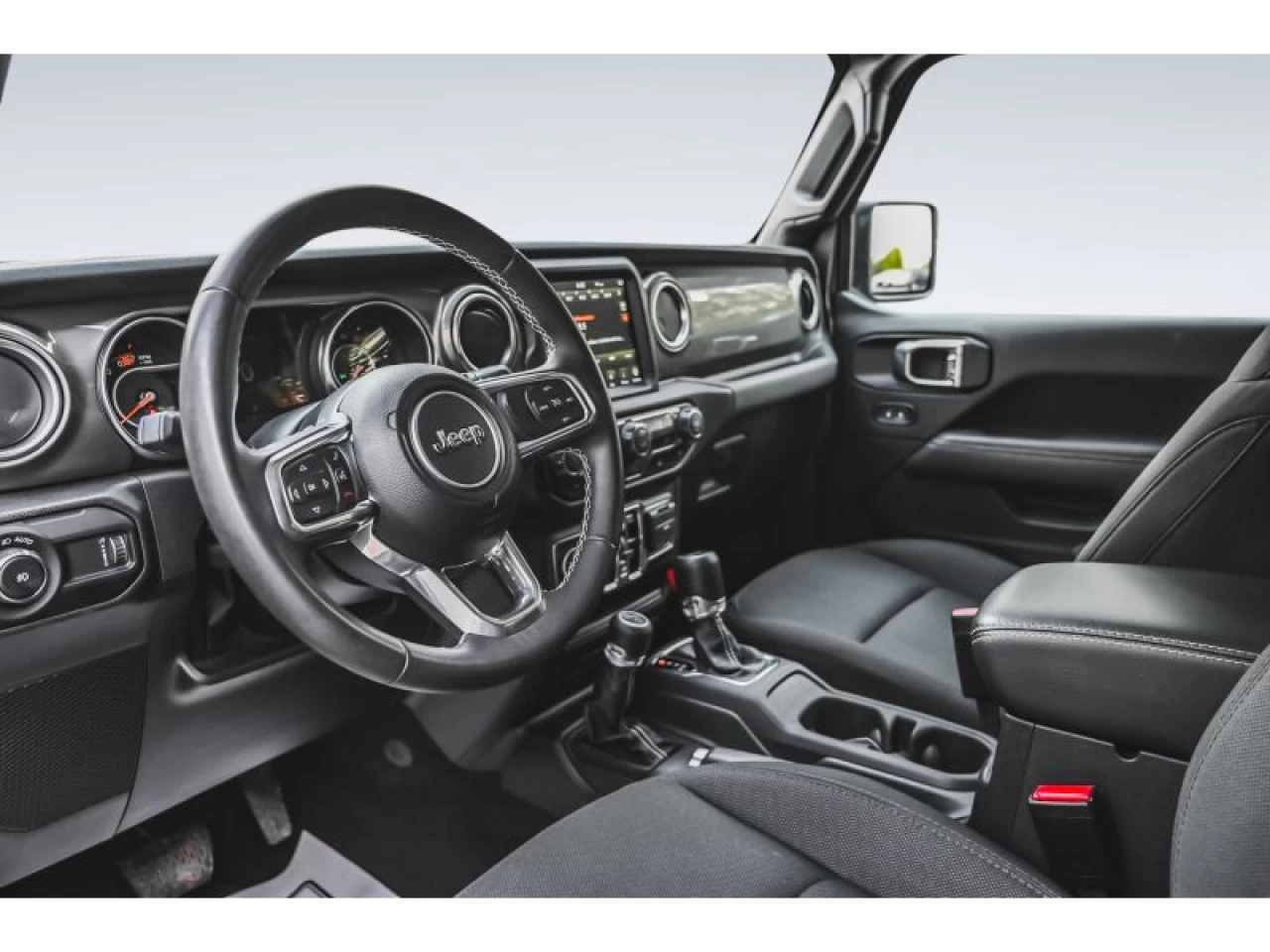 2023 Jeep Wrangler Sahara 4 Door 4x4 Image principale