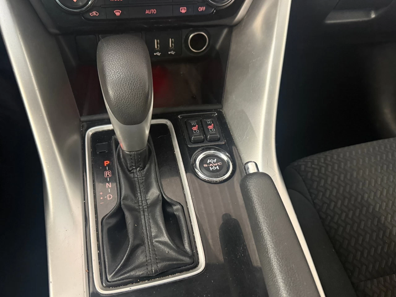 2022 Mitsubishi Eclipse Cross ES S-AWC Image principale