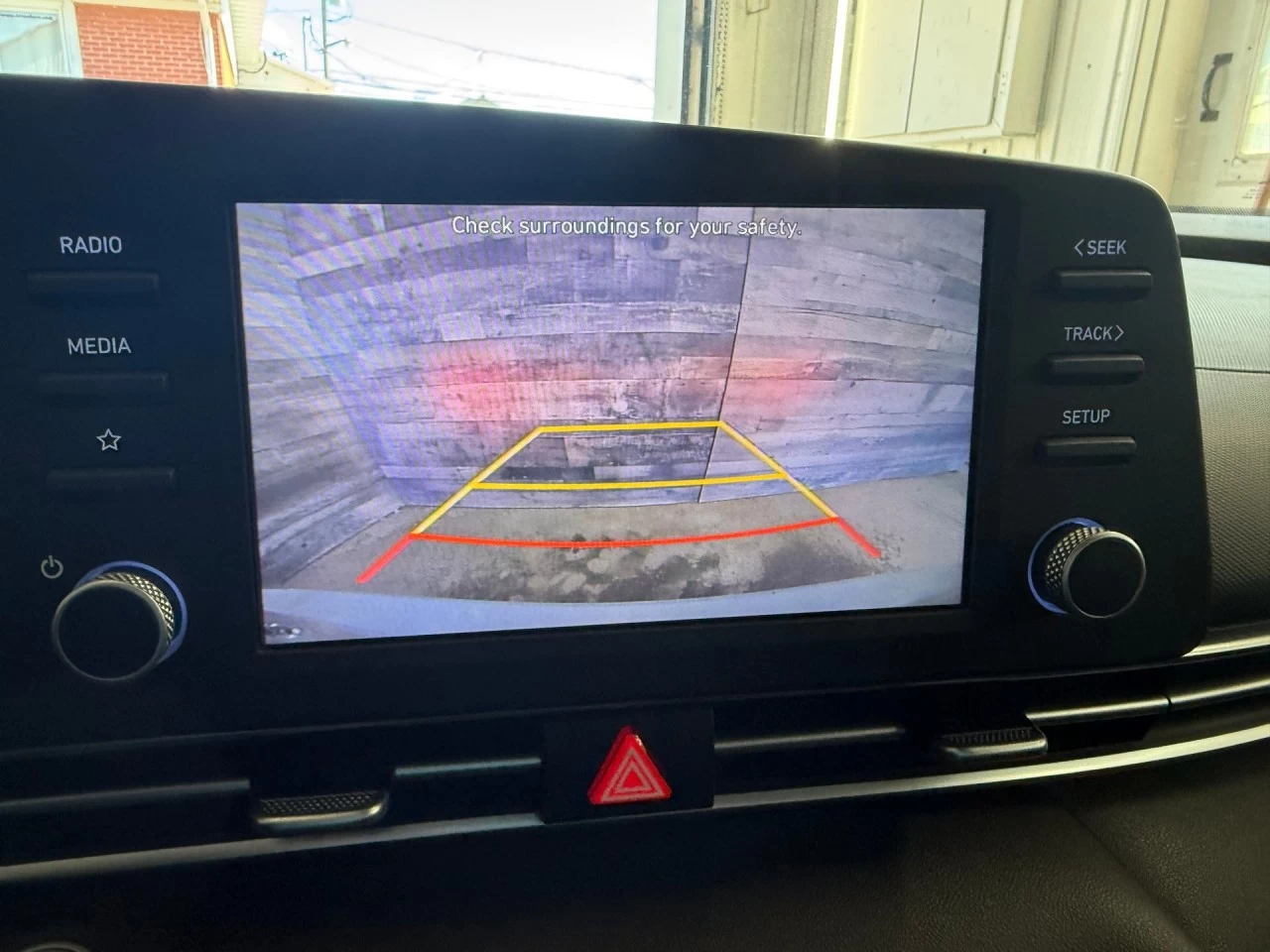 2021 Hyundai Elantra Preferred IVT Image principale