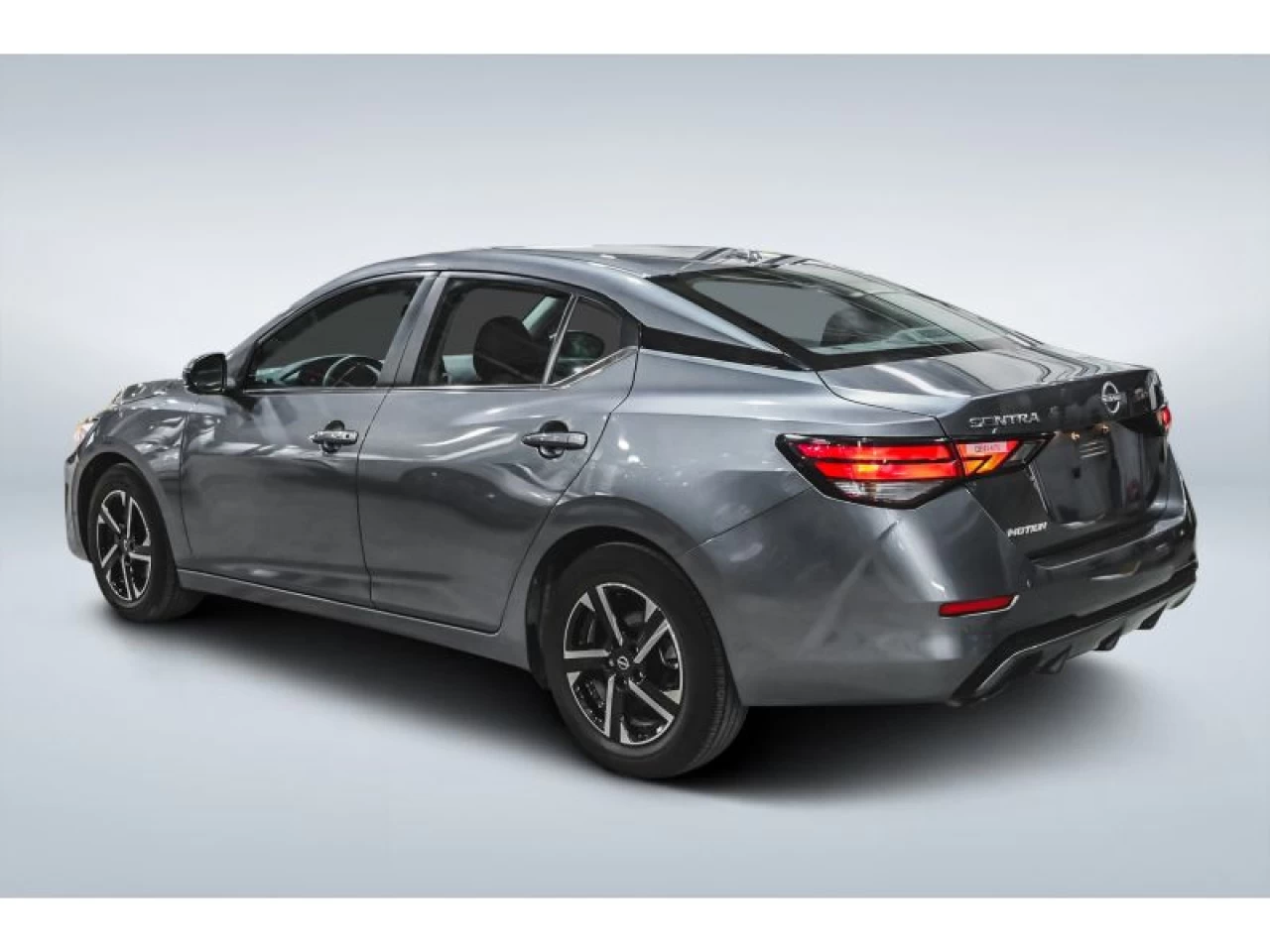 2024 Nissan Sentra SV CVT AUTOMATIQUE AIR 2.99% Image principale