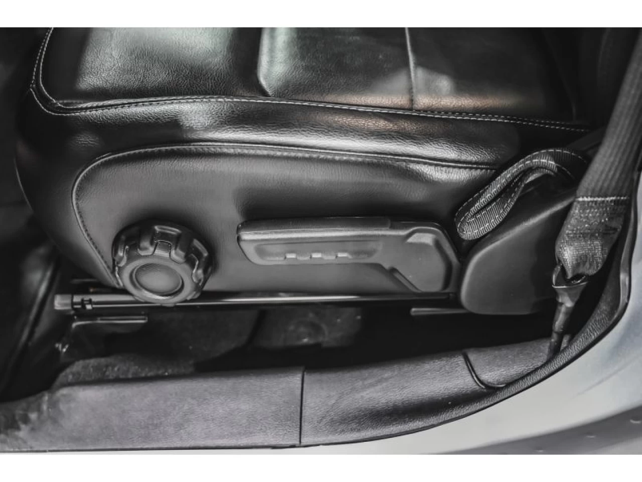2023 Jeep Wrangler 4XE Sahara 4X4 COLD WEATHER GROUP Image principale
