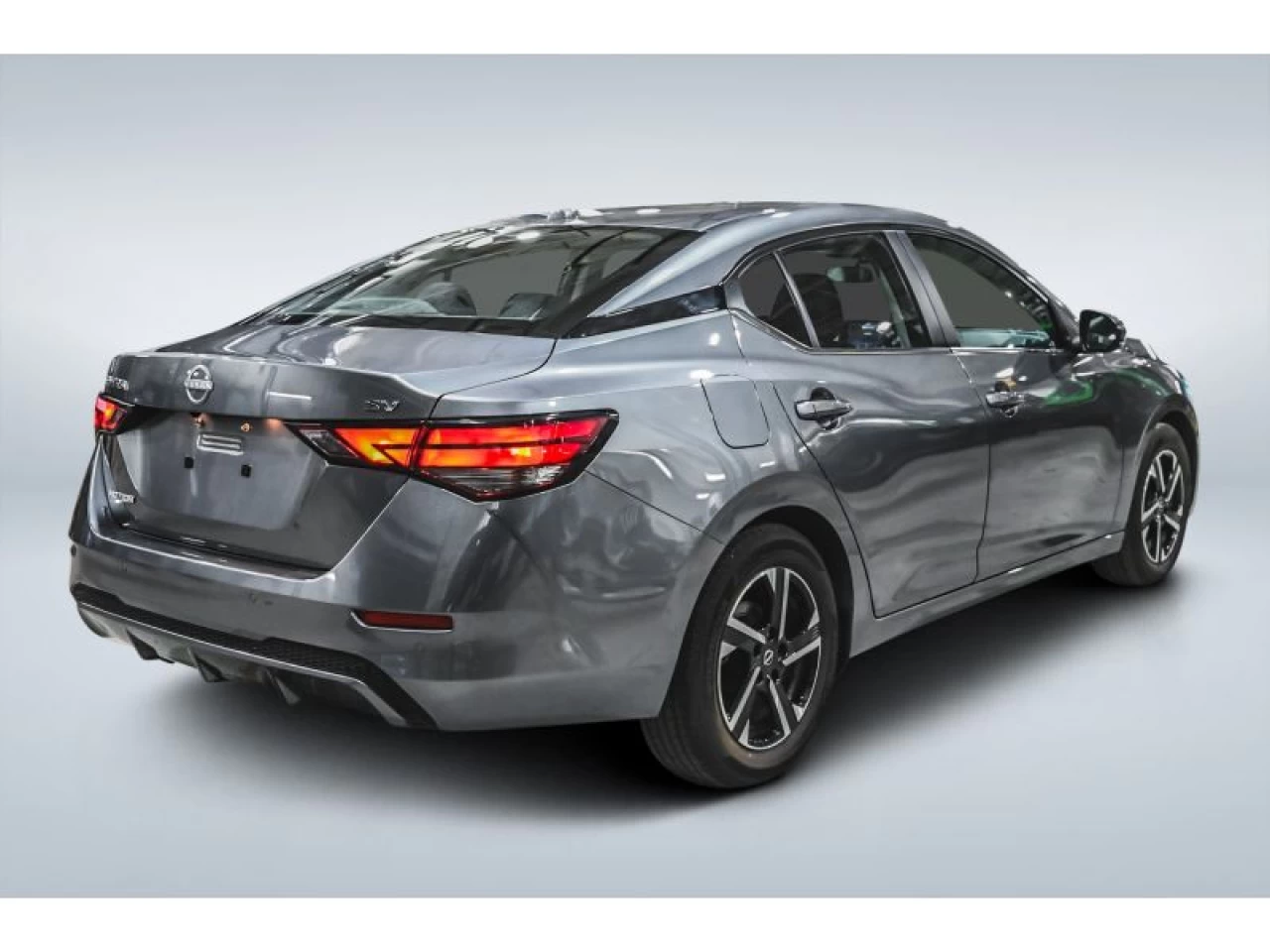 2024 Nissan Sentra SV CVT AUTOMATIQUE AIR 2.99% Image principale