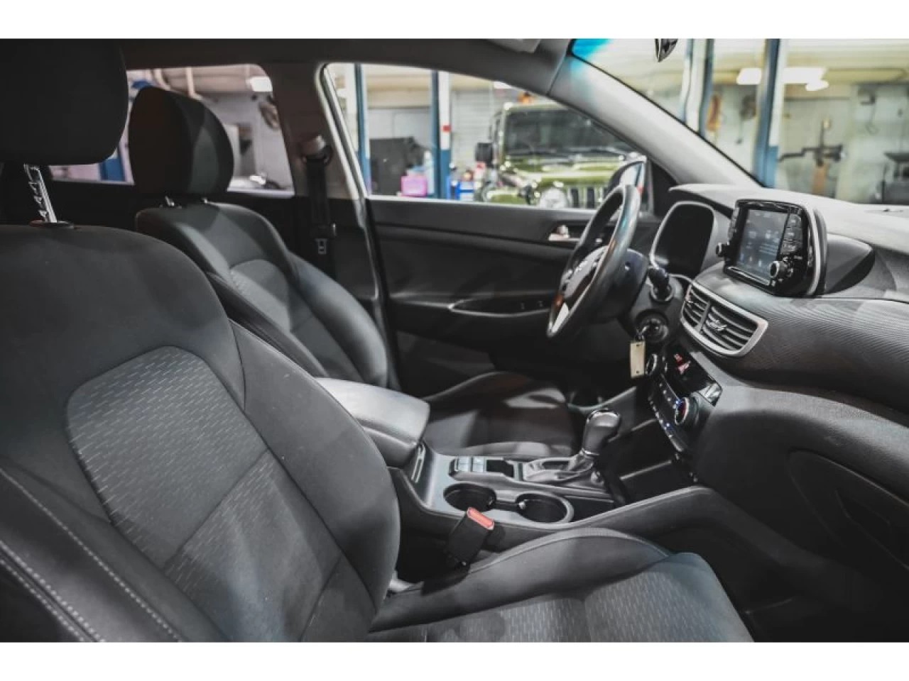 2019 Hyundai Tucson Essential AWD w/Safety Package Main Image