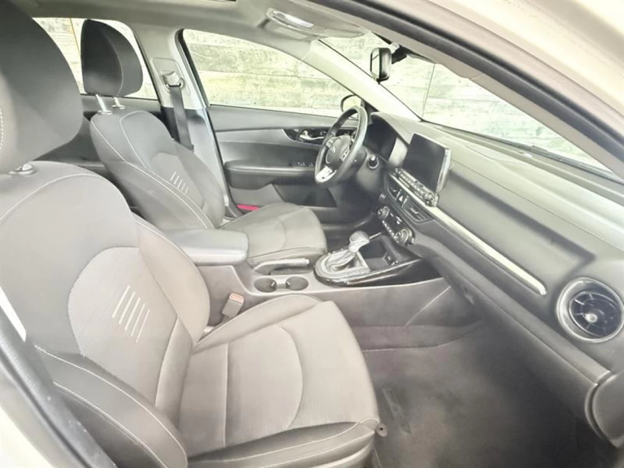 2021 Kia Forte EX Image principale