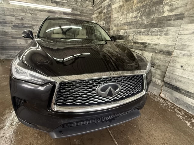 Infiniti QX50 Luxe AWD CUIR TOIT PANO NAV ** APPROUVÉ À 99.9% ** 2019
