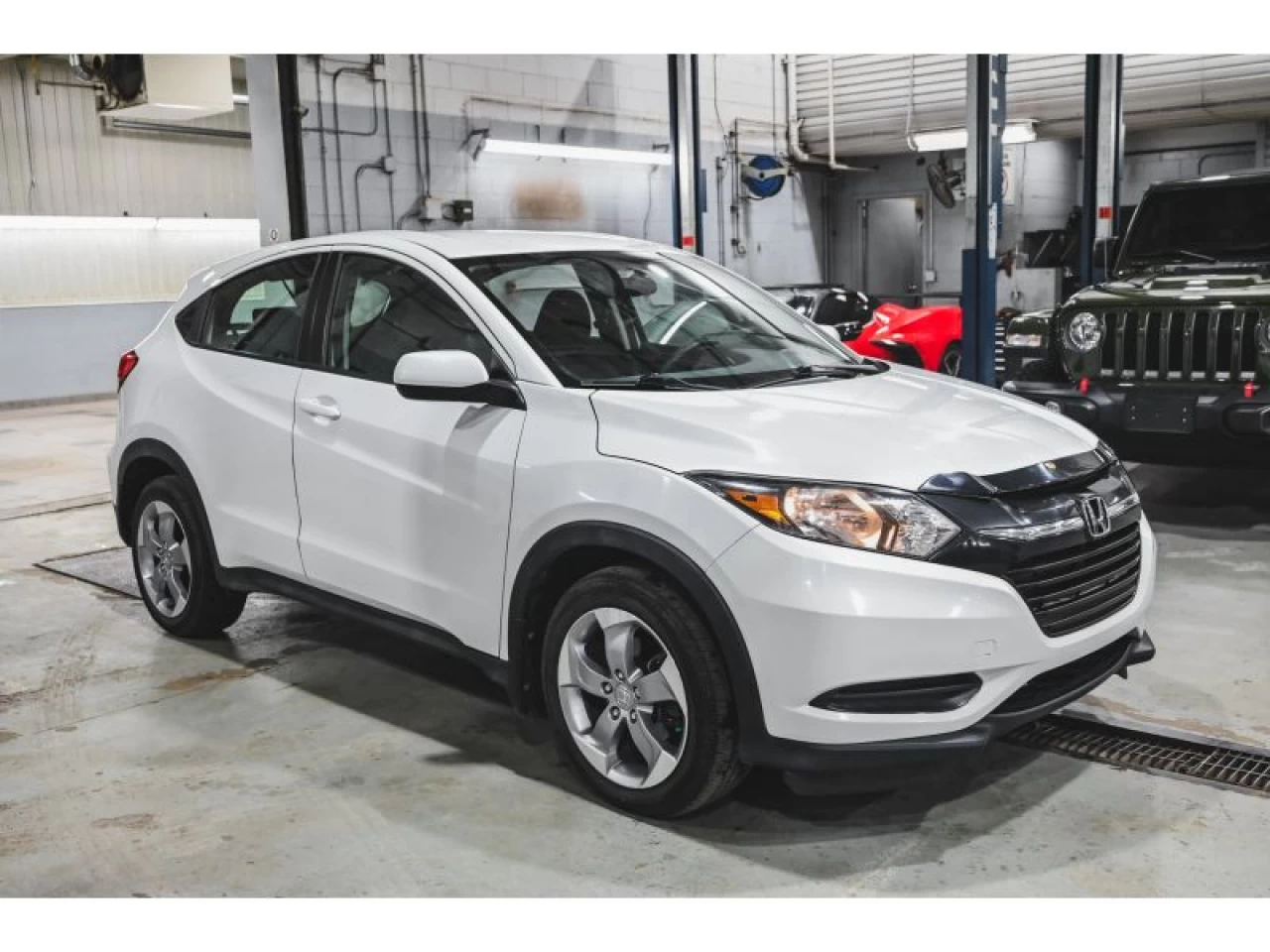 2018 Honda HR-V LX AWD CVT Image principale