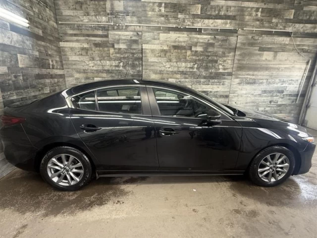 Mazda Mazda3 GX 2021
