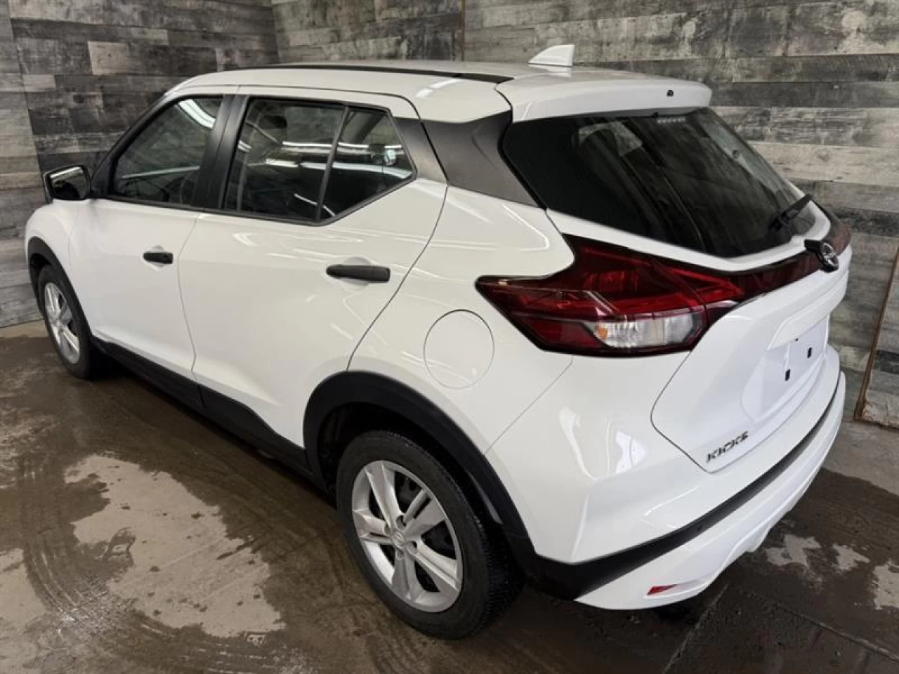 2022 Nissan Kicks S Bluetooth commande au volant cam de recul **Appr Image principale