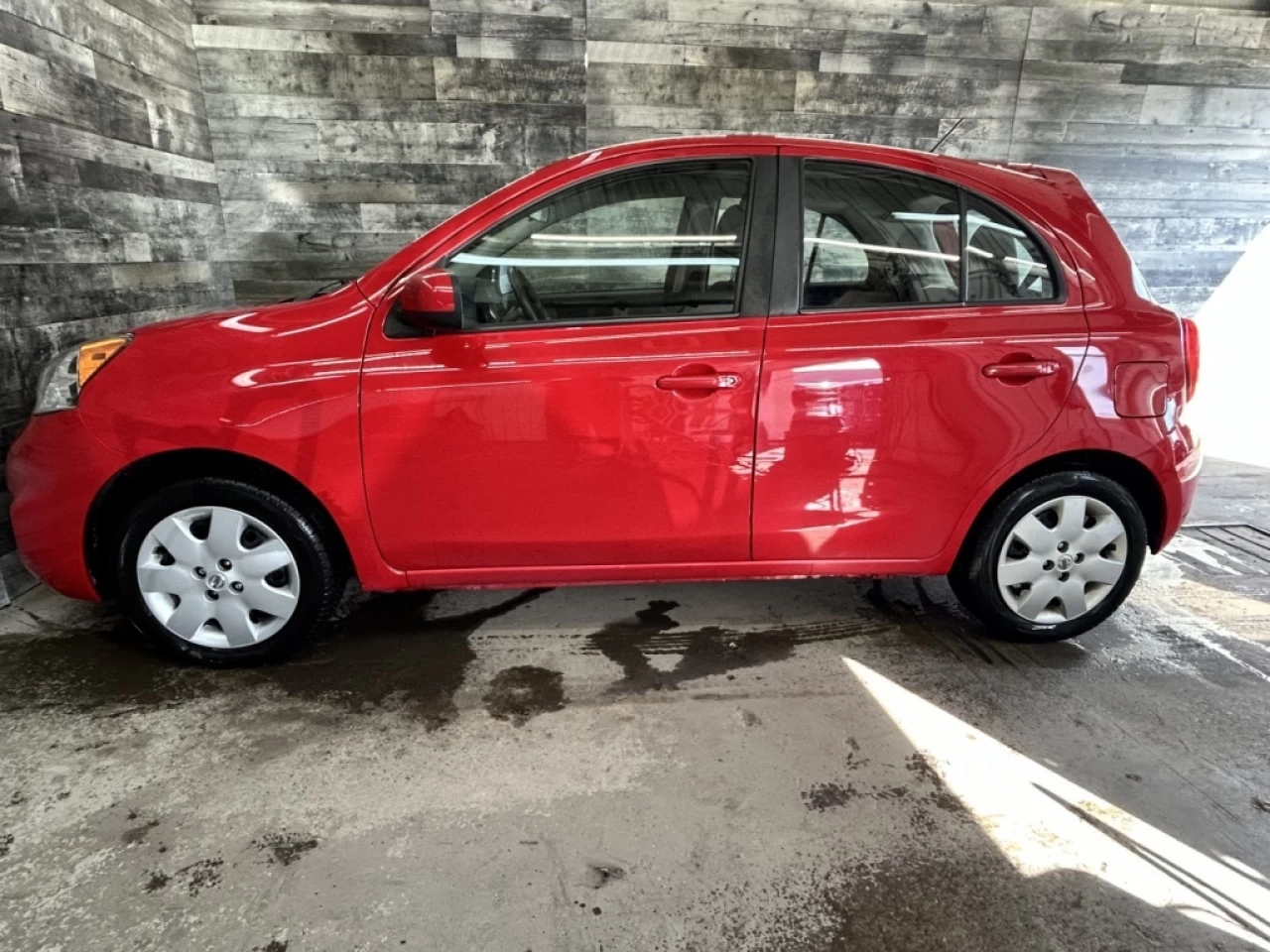 2017 Nissan Micra S AUTO A/C BLUETOOTH **APPROUVÉE 99,9%** Main Image